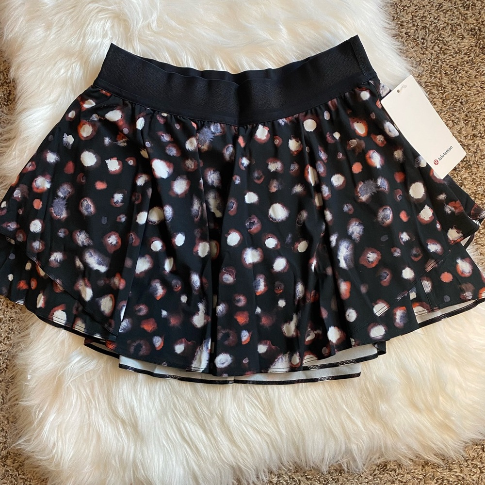 lululemon athletica Black and White Mini Skirt